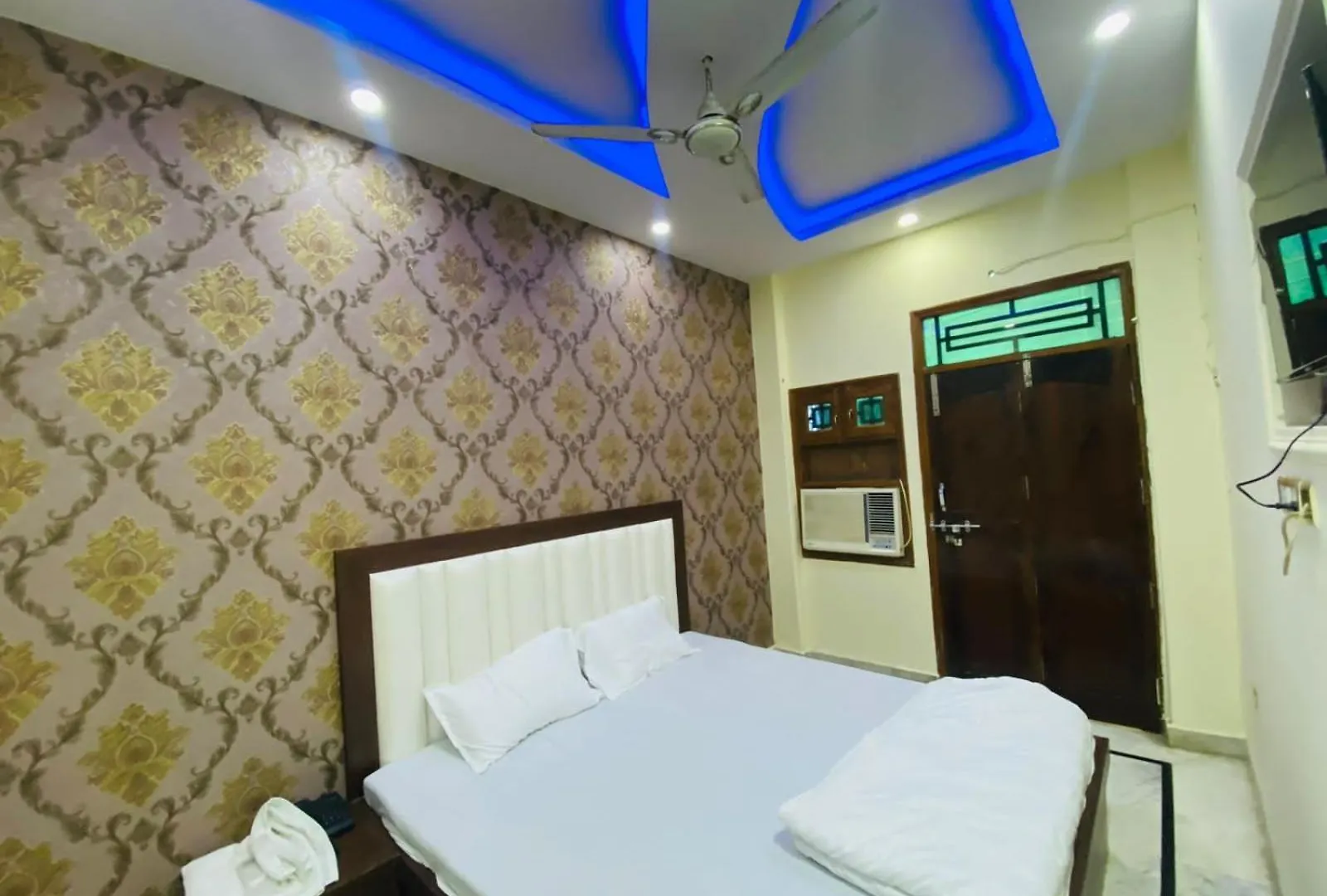 Good Morning Paying Guest House Varanasi